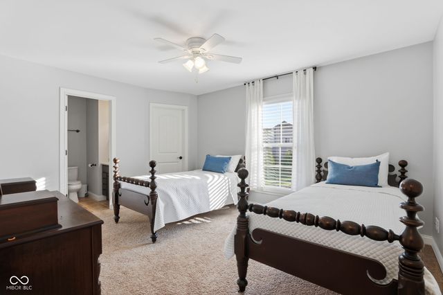 3228 Wildlife Trail, Zionsville, IN 46077