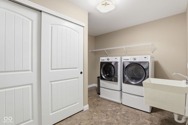 3228 Wildlife Trail, Zionsville, IN 46077