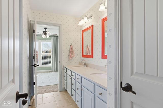 3228 Wildlife Trail, Zionsville, IN 46077