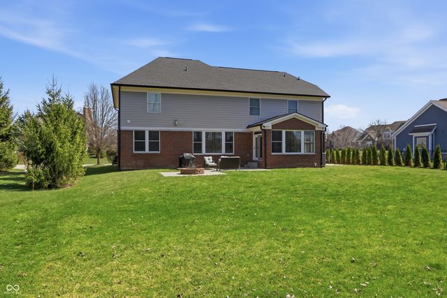 3228 Wildlife Trail, Zionsville, IN 46077
