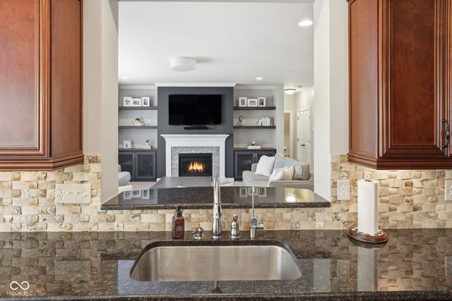 3228 Wildlife Trail, Zionsville, IN 46077