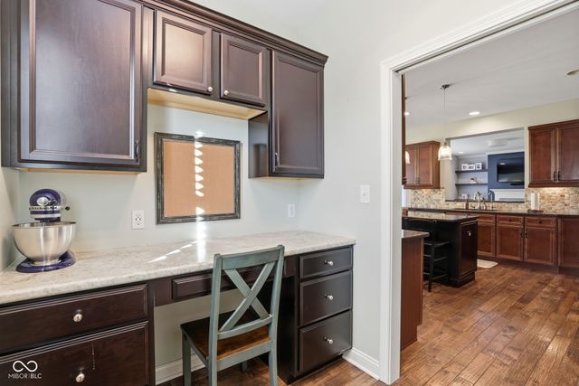 3228 Wildlife Trail, Zionsville, IN 46077