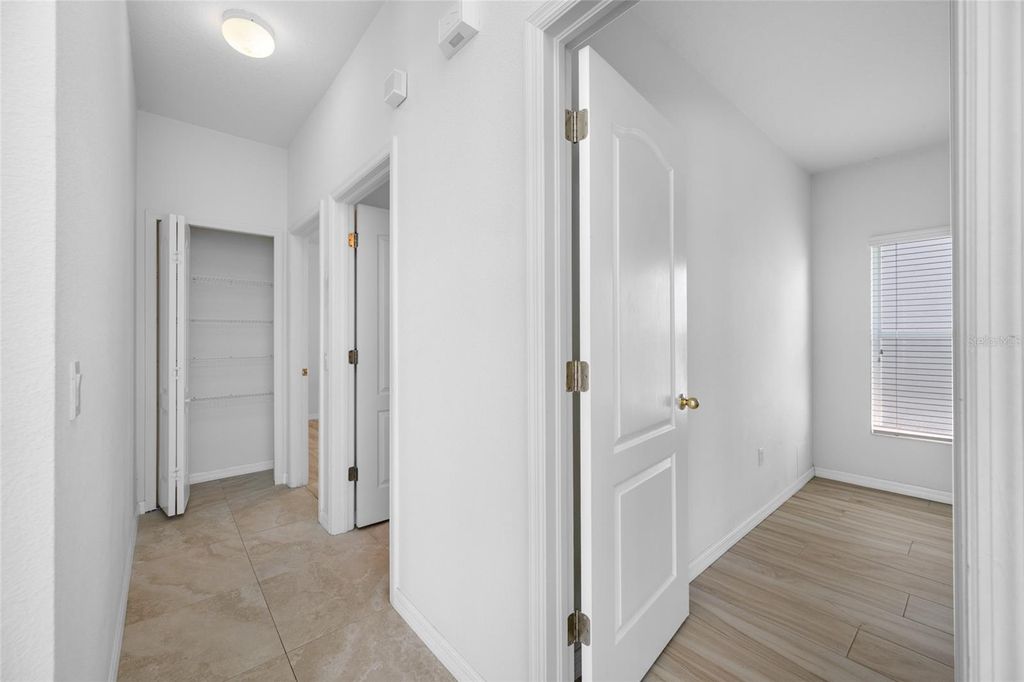 Image 28 of property listing at 14606 CORAL BERRY DRIVE, Tampa, FL 33626