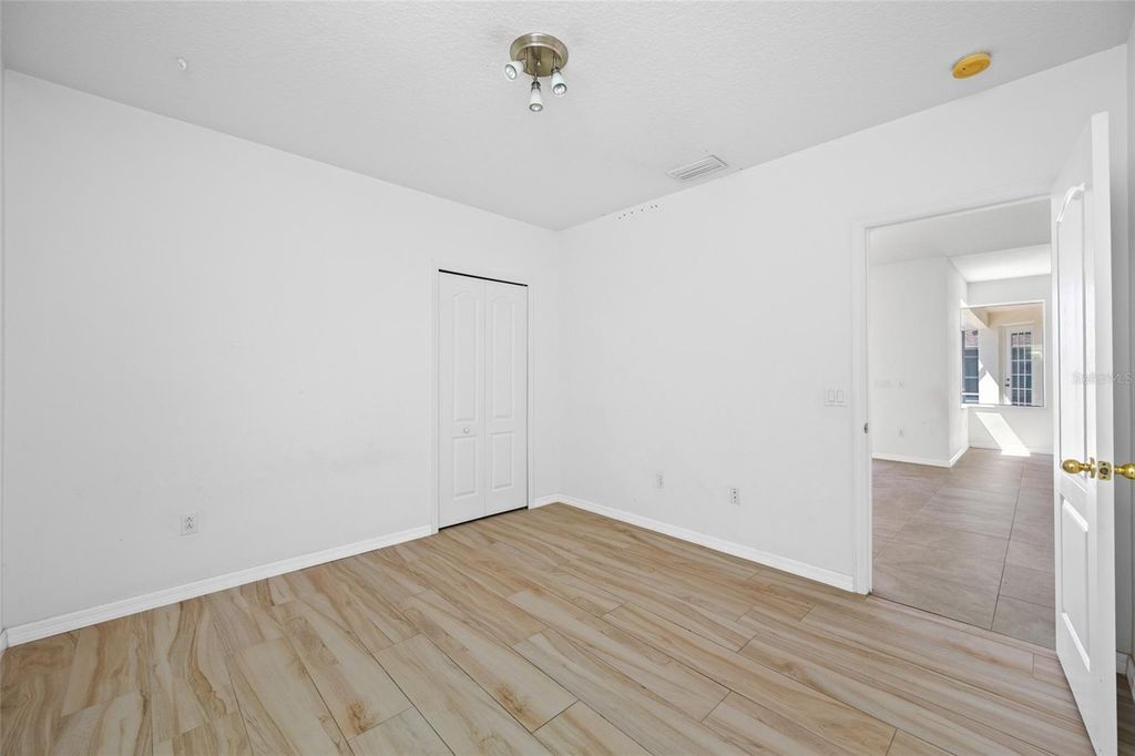 Image 31 of property listing at 14606 CORAL BERRY DRIVE, Tampa, FL 33626