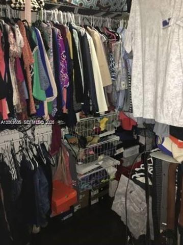 8067 NW 199th Ter, Hialeah, FL 33015