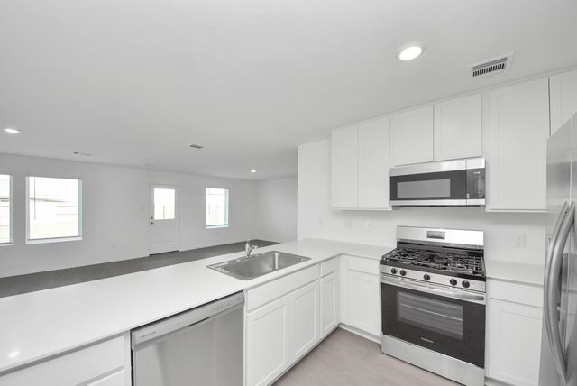 10410 Birds Nest Drive, Beasley, TX 77417