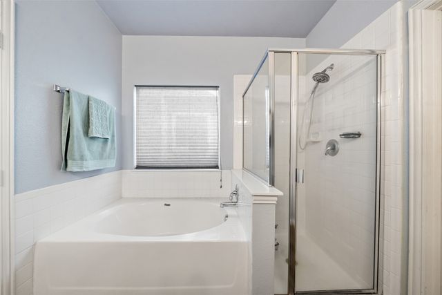 10105 Lakeview Drive, Providence Village, TX 76227