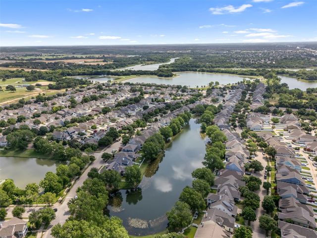 10105 Lakeview Drive, Providence Village, TX 76227