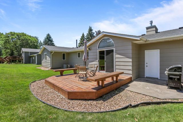 8330 Cleadis Avenue, Inver Grove Heights, MN 55076