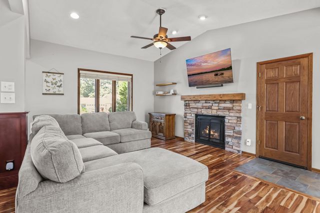 8330 Cleadis Avenue, Inver Grove Heights, MN 55076