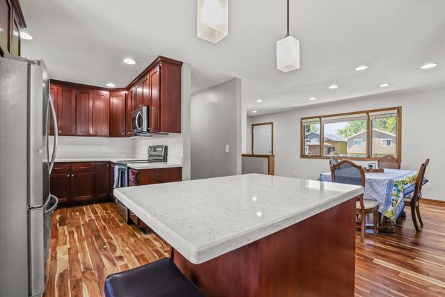 8330 Cleadis Avenue, Inver Grove Heights, MN 55076