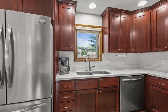 8330 Cleadis Avenue, Inver Grove Heights, MN 55076