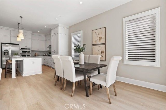 130 Donati, Irvine, CA 92602