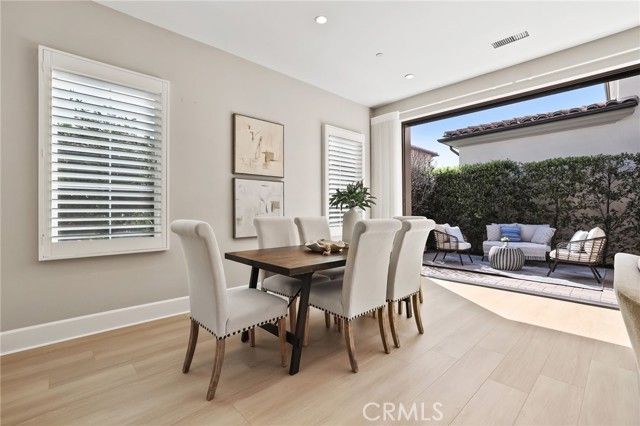 130 Donati, Irvine, CA 92602