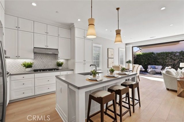 130 Donati, Irvine, CA 92602