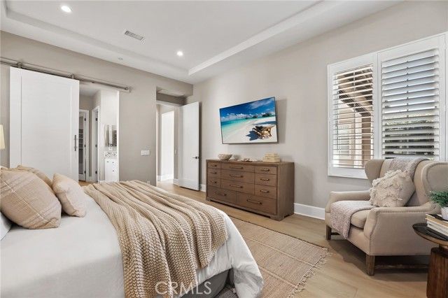 130 Donati, Irvine, CA 92602