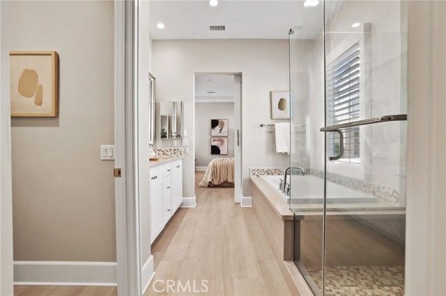 130 Donati, Irvine, CA 92602