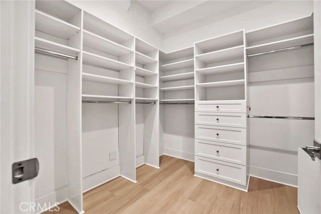 130 Donati, Irvine, CA 92602