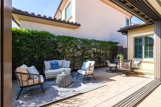 130 Donati, Irvine, CA 92602