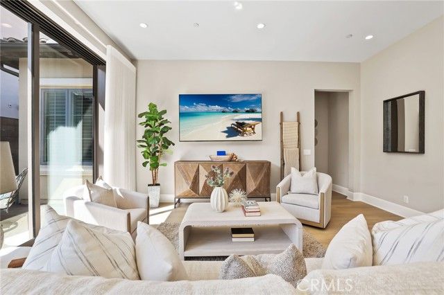 130 Donati, Irvine, CA 92602