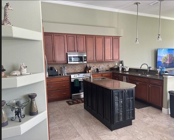 5429 BURNT HICKORY DRIVE, Valrico, FL 33596