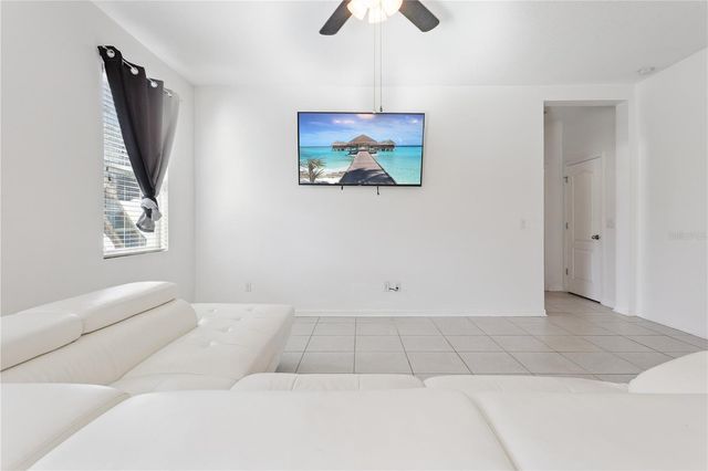 2608 LIMERICK CIRCLE, Grand Island, FL 32735