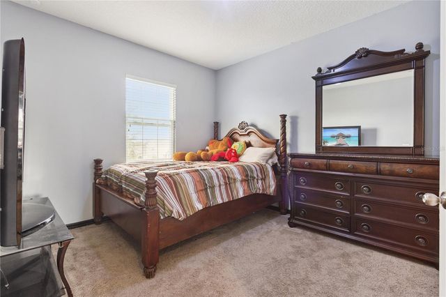 2608 LIMERICK CIRCLE, Grand Island, FL 32735