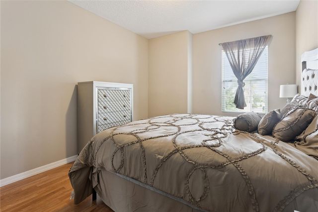 2608 LIMERICK CIRCLE, Grand Island, FL 32735