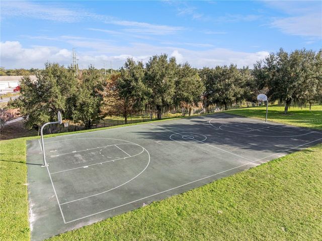 2608 LIMERICK CIRCLE, Grand Island, FL 32735