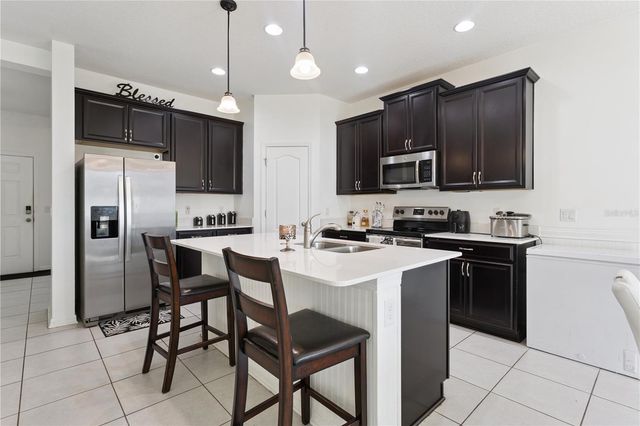 2608 LIMERICK CIRCLE, Grand Island, FL 32735