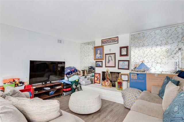 15422 Benfield, Norwalk, CA 90650