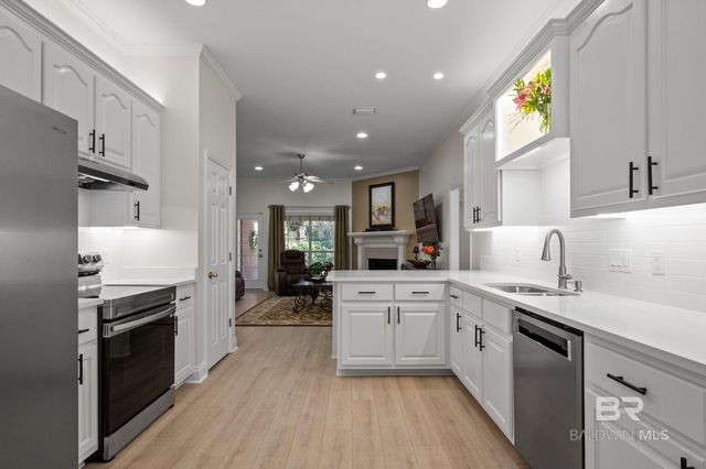 10527 Southside Loop, Fairhope, AL 36532