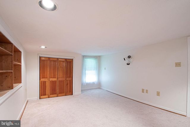 115 CHESTER GAP RD, Chester Gap, VA 22623