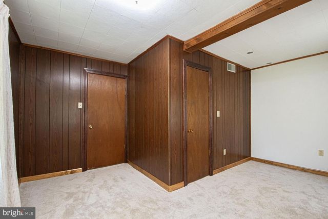 115 CHESTER GAP RD, Chester Gap, VA 22623