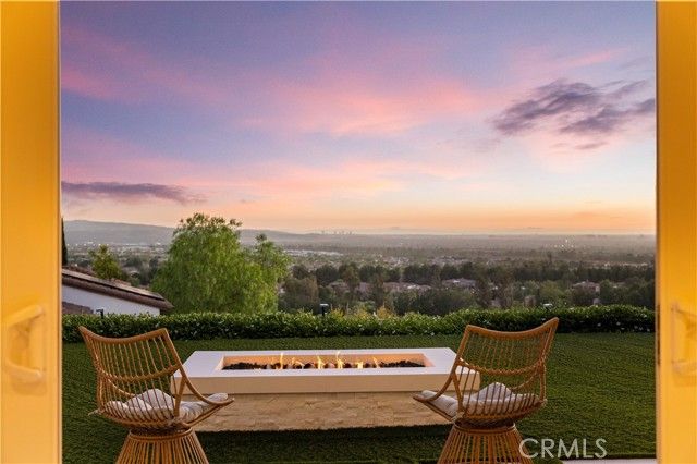 93 Parson Brown, Irvine, CA 92618