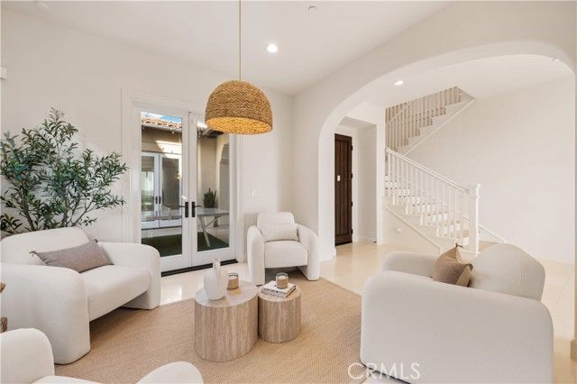 93 Parson Brown, Irvine, CA 92618