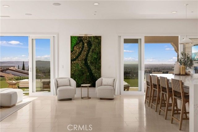 93 Parson Brown, Irvine, CA 92618