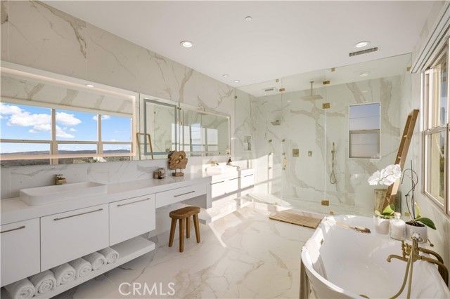 93 Parson Brown, Irvine, CA 92618