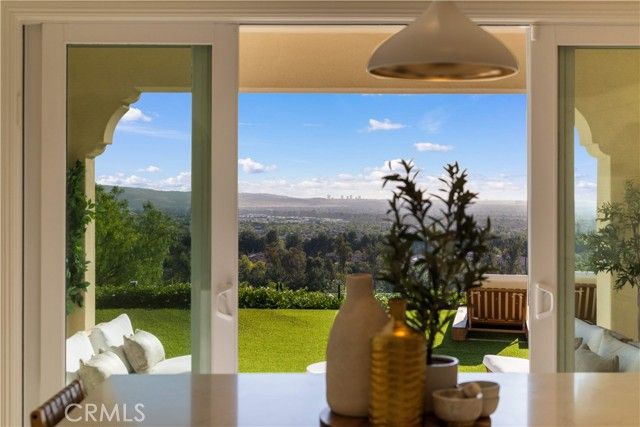 93 Parson Brown, Irvine, CA 92618