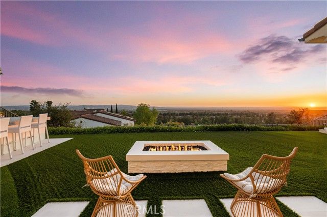 93 Parson Brown, Irvine, CA 92618