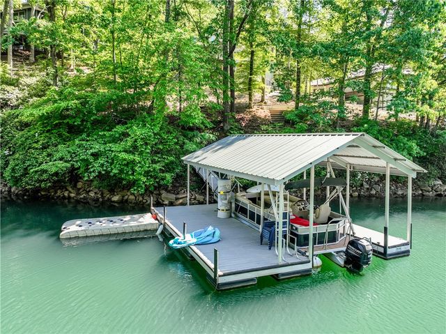 38 Foremast Drive, Salem, SC 29676