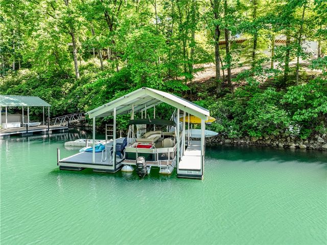 38 Foremast Drive, Salem, SC 29676