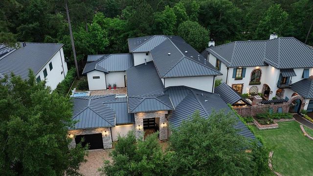 10 Kingscote Way, The Woodlands, TX 77382