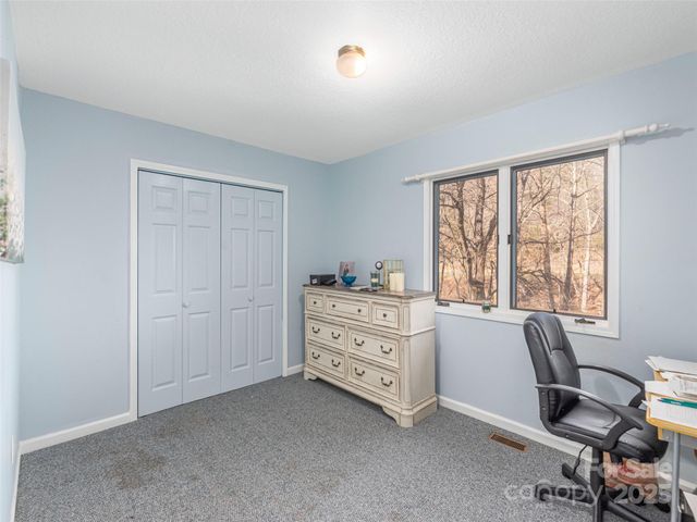 187 Turtle Creek Road, Sylva, NC 28779