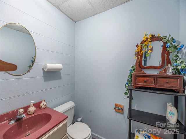 187 Turtle Creek Road, Sylva, NC 28779