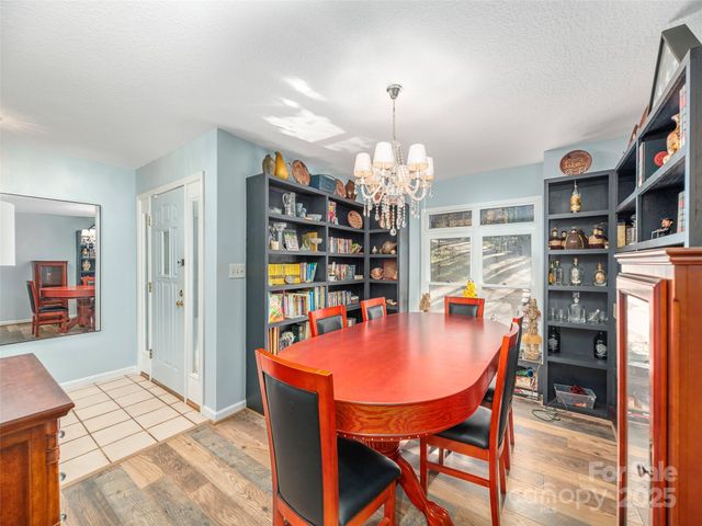 187 Turtle Creek Road, Sylva, NC 28779