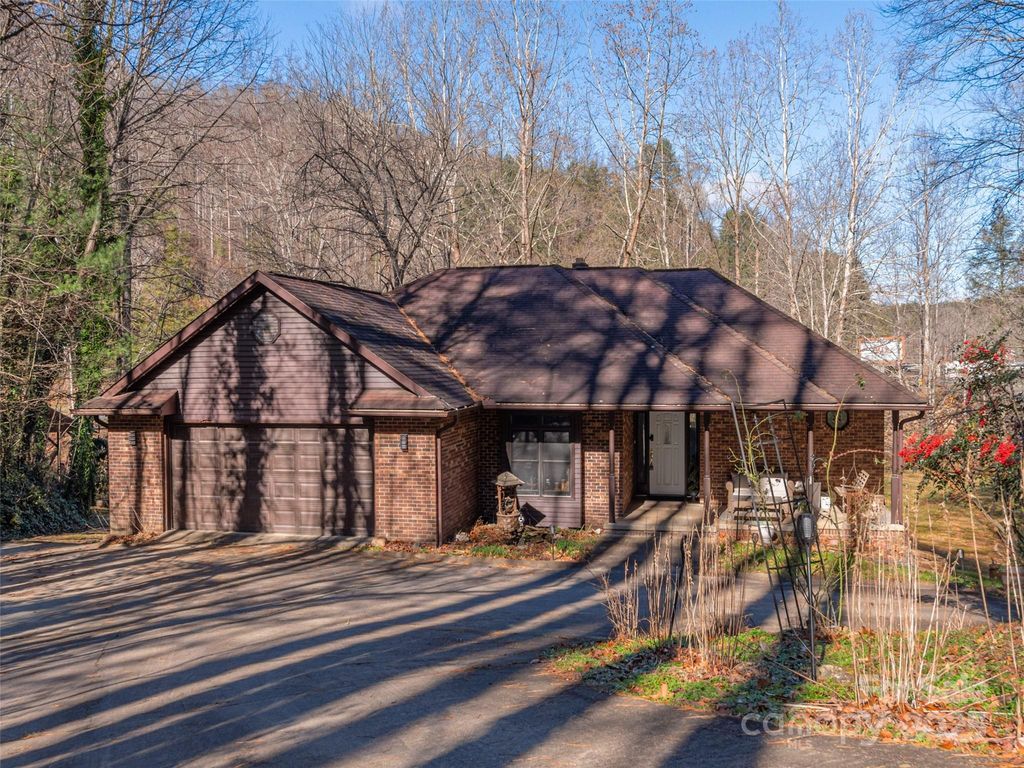 187 Turtle Creek Road, Sylva, NC 28779