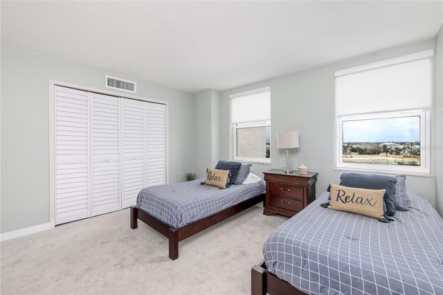 10355 PARADISE BOULEVARD 412, St Petersburg, FL 33706