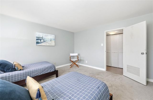 10355 PARADISE BOULEVARD 412, St Petersburg, FL 33706