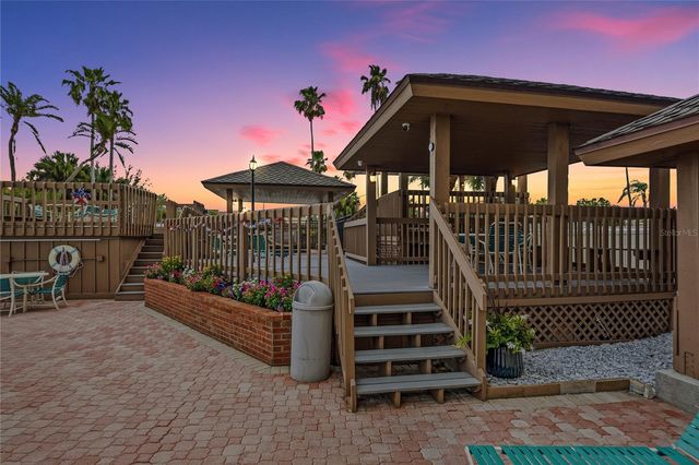 10355 PARADISE BOULEVARD 412, St Petersburg, FL 33706